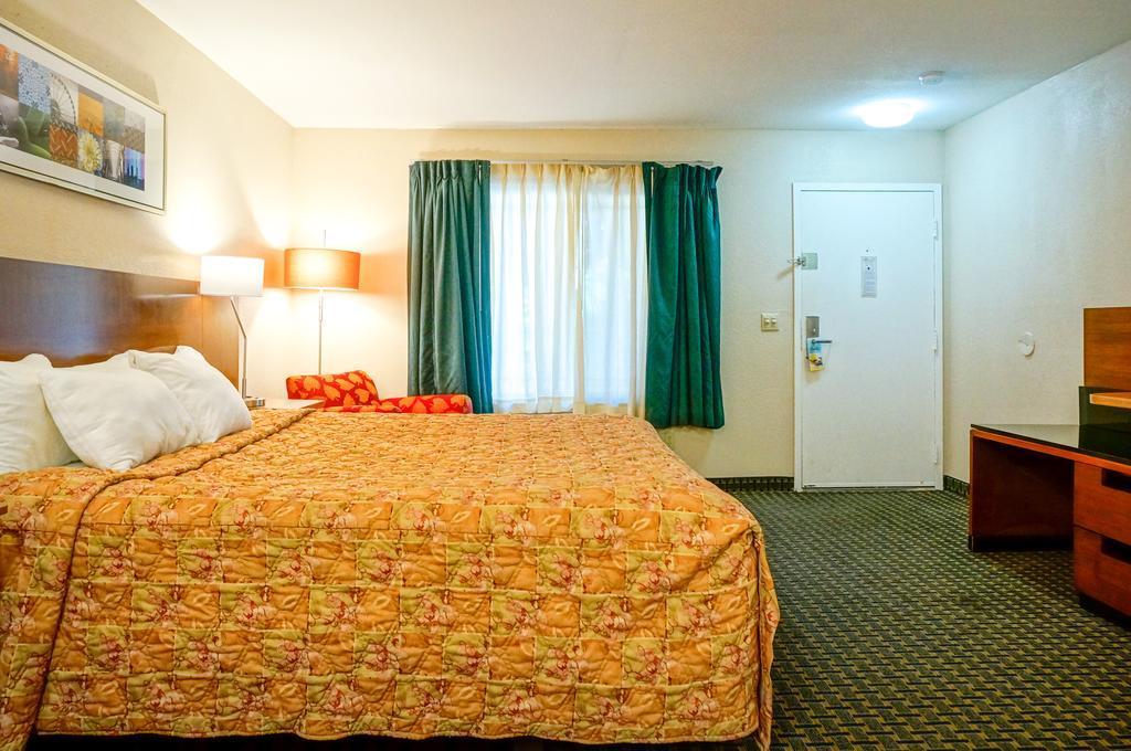 Inn Rodeway Near Sdsu San Diego